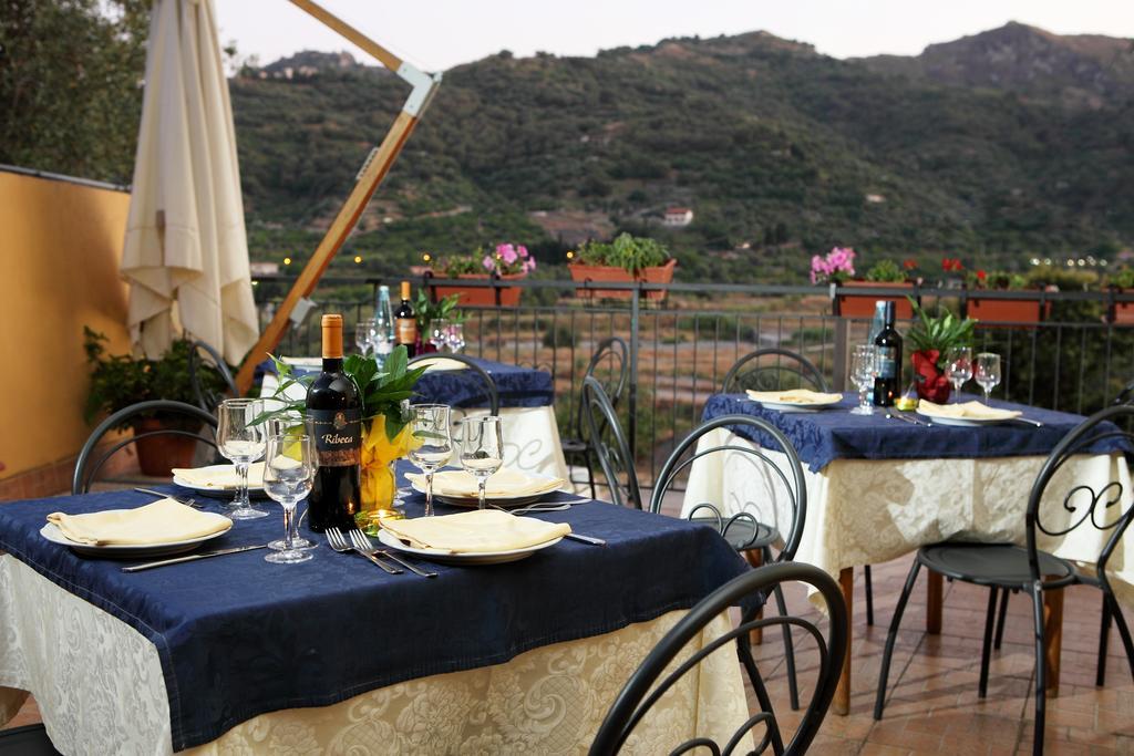 Valle D'Agrò Savoca Esterno foto